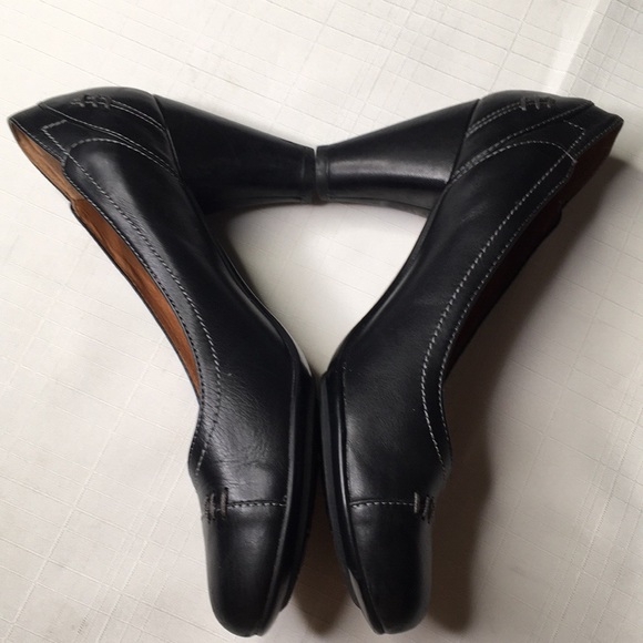 Sold NORDSTROM Be comfortable  by BLONDO black leather pump - Picture 4 of 8